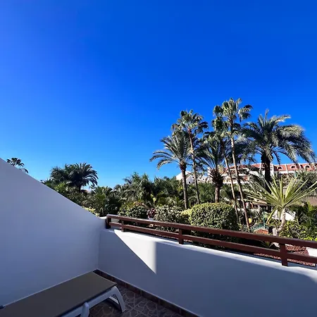 Апартаменты Modern Studio With Garden View Плая-де-лас-Америкас