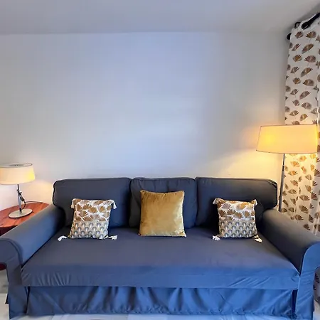Modern Studio With Garden View Апартаменты *